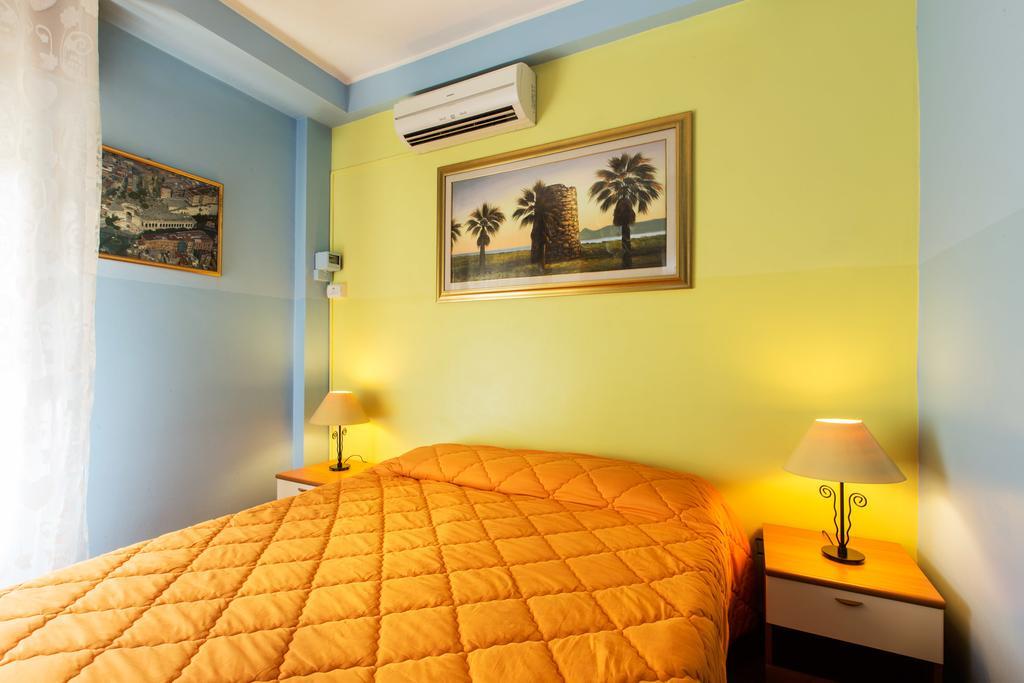 Affittacamere Miri กาญารี ภายนอก รูปภาพ